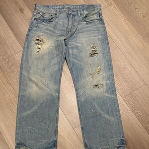 American Eagle Outfitters Men's Light Blue Distressed Jeans
